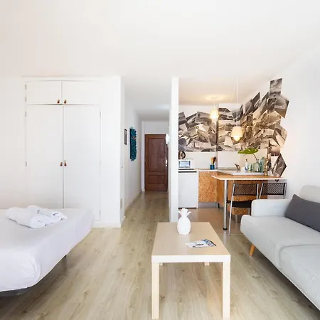 Apartment Tranquil Sea View In *